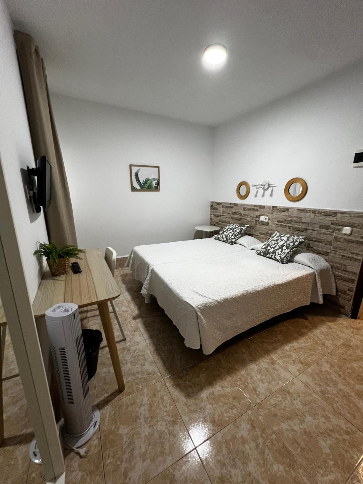 Hostal Residencia Cardona Arrecife Kültér fotó